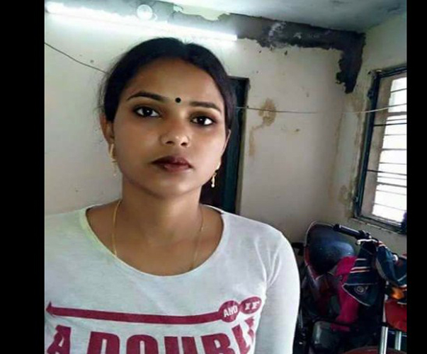 Tamil Coimbatore Girl Bindiya Sethurayar Mobile Number Dating Chat