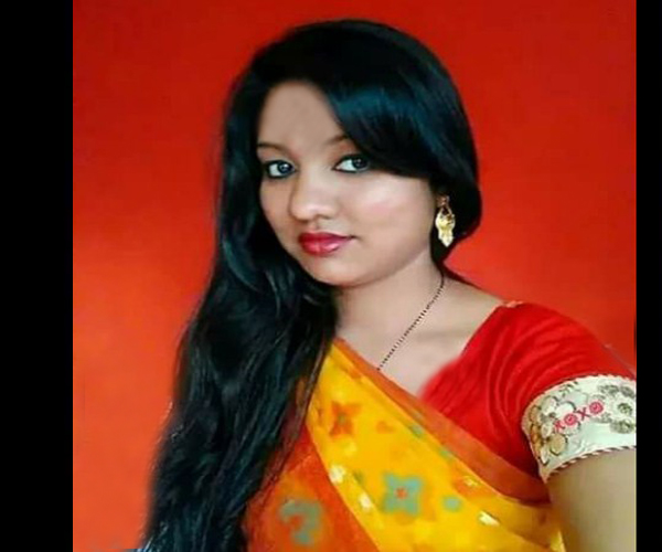 Indian Lucknow Aunty Esheta Gupta Whatsapp Number Dating Profile
