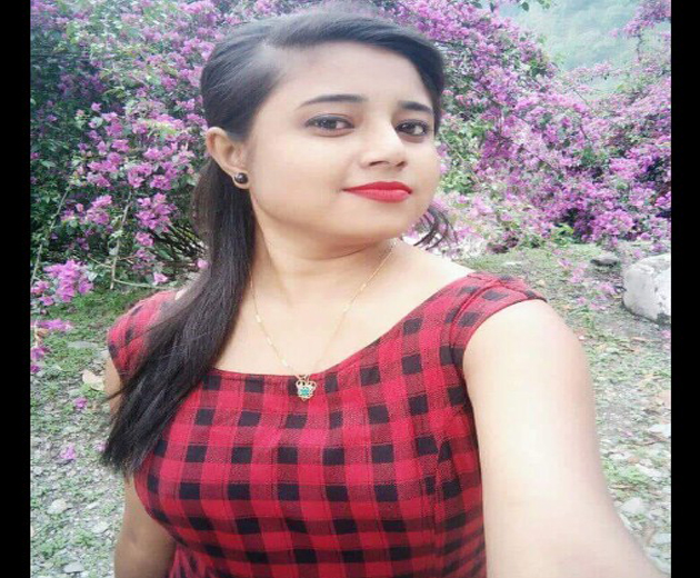 Indian Lucknow Girl Manali Atwal Mobile Number Friendship Chat Photo