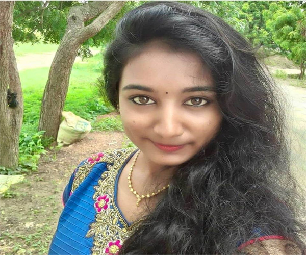 Telugu Guntur Girl Swathika Mutyala Whatsapp Number Chat