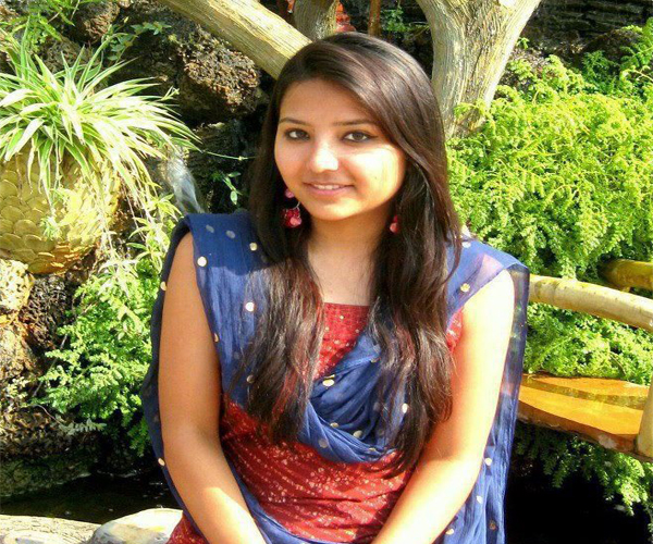 Indian Delhi Girl Varsha Patel Whatsapp Number Friendship Chat
