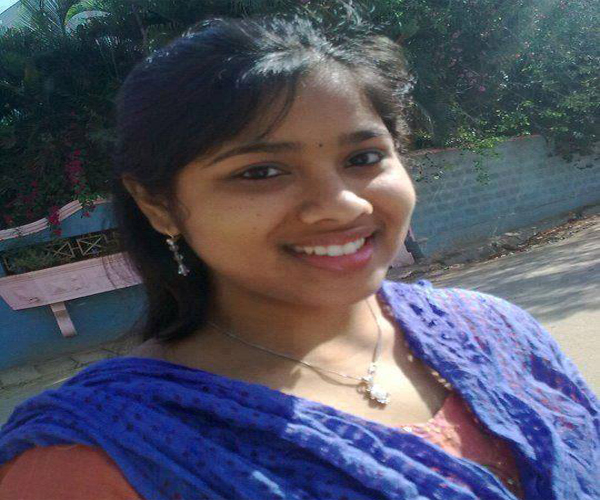 Kannada Girl Aarthi Prasad Whatsapp Number for Friendship