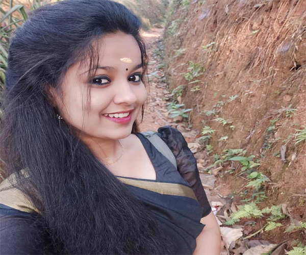 Kannada Girl Anjali Sonnad Whatsapp Number Friendship Marriage