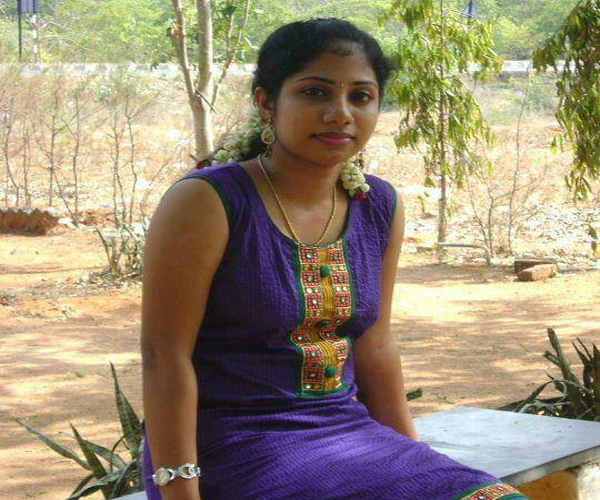 Tamil Madurai Girl Madhvi Devar Whatsapp Number Friendship Photo