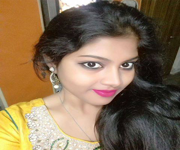 Indian Delhi Girl Sonakshi Asthana Whatsapp Number Friendship Online