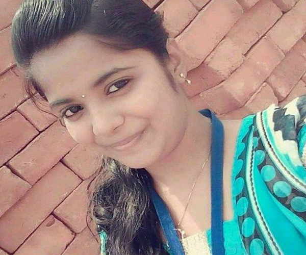 Telugu Kurnool Girl Nandni Thalari Whatsapp Number Friendship Online
