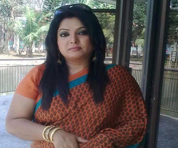 Indian Kolkata Aunty Priyanka Saini Whatsapp Number Online Marriage